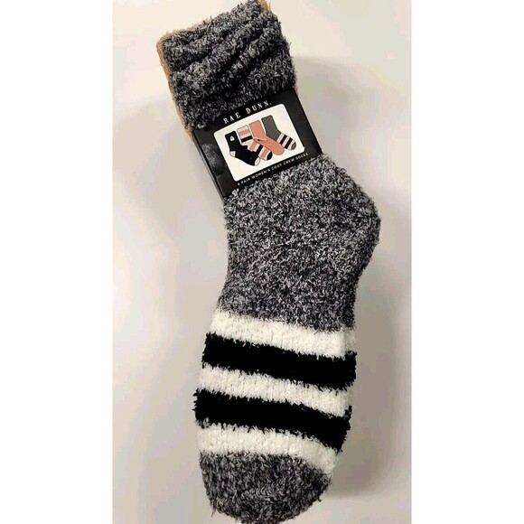 Rae Dunn Socks 4 Pair Fuzzy Cozy Warm Halloween Winter Comfy Fall Women Sz 9-11 - Picture 3 of 4